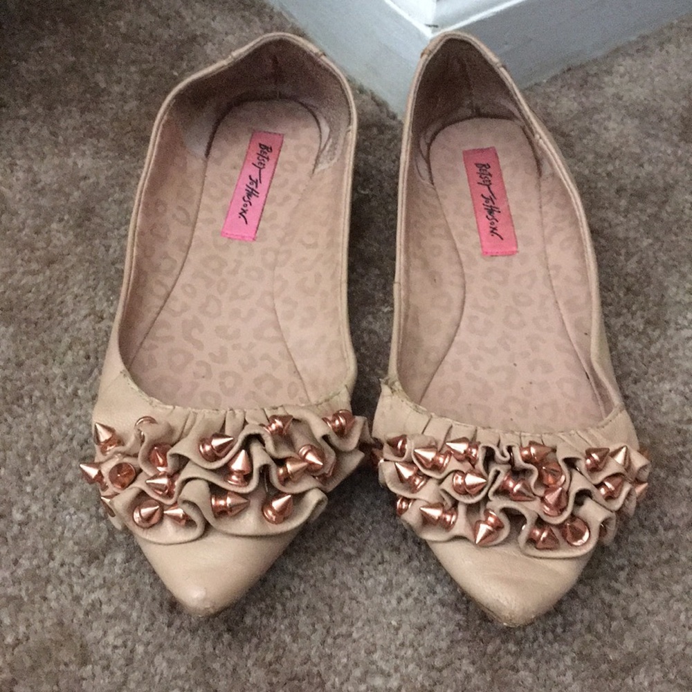 Sassy dress shoes